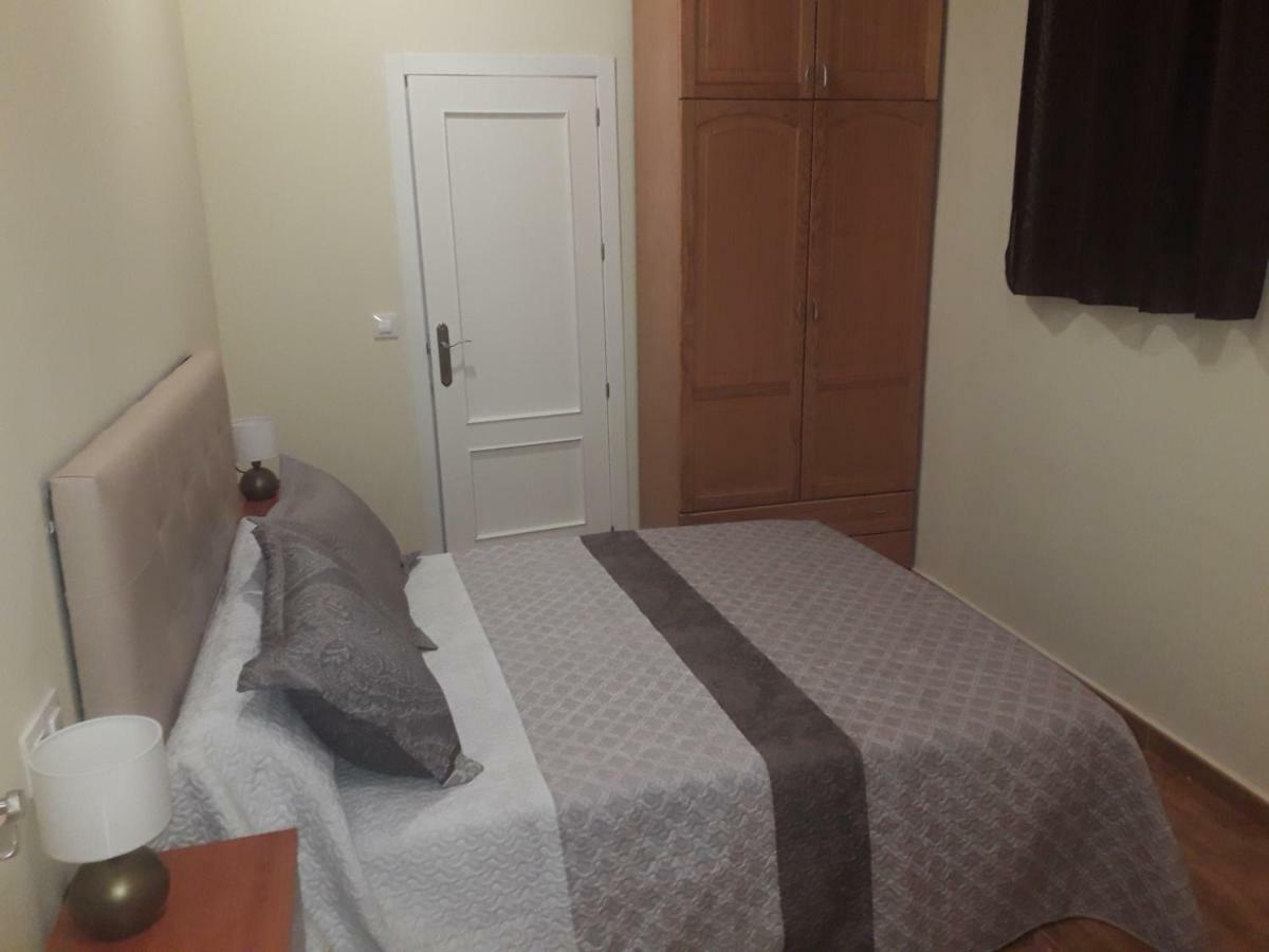 Hostal Restaurante Milenium 호텔 Torremegía 외부 사진